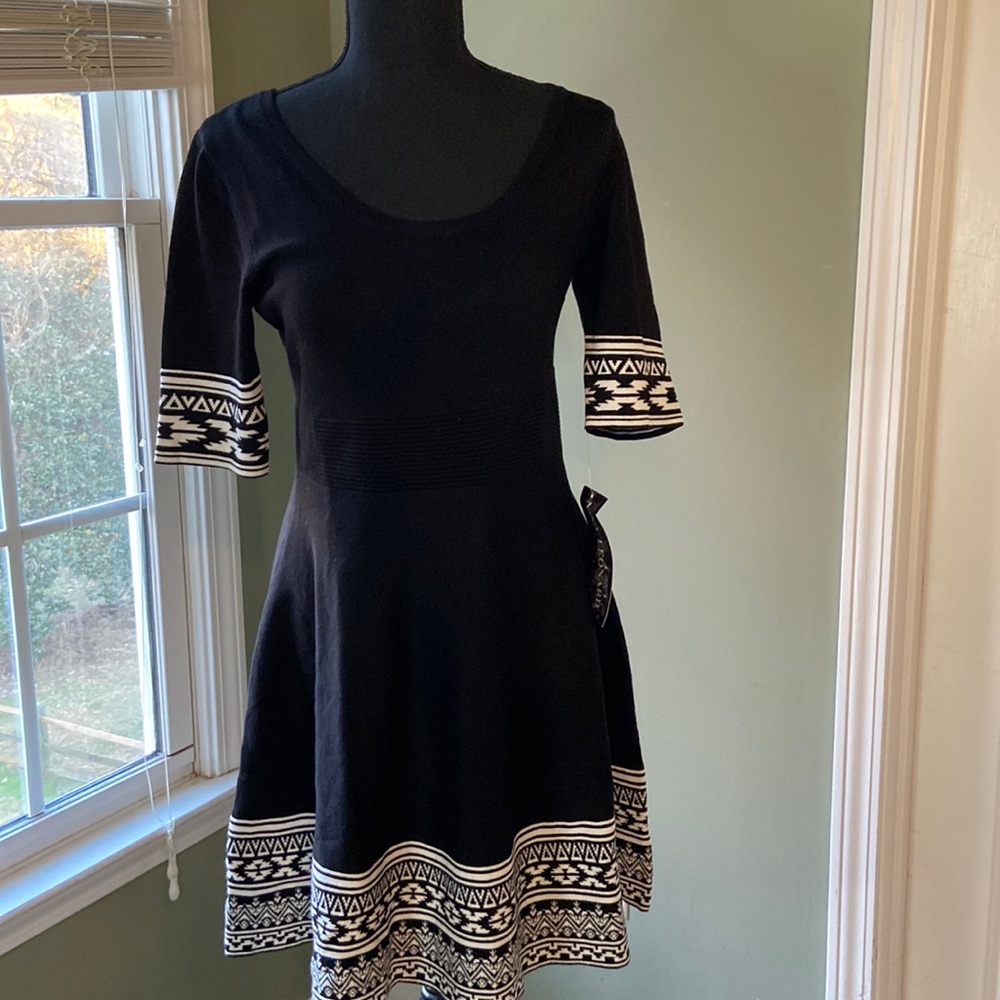 NWT Nina Leonard sweater dress